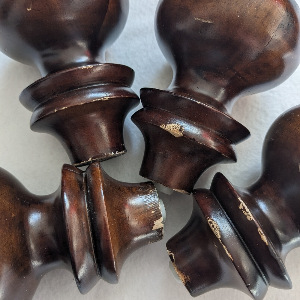 Vintage Furniture Legs - Picture 4 of 5